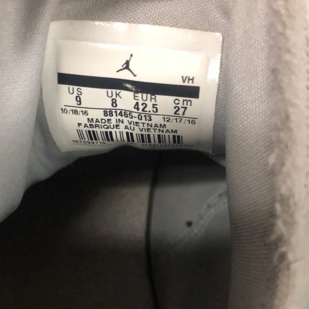 Jordan Formula 23 Gray‎ 2017 size 9 mens sneakers